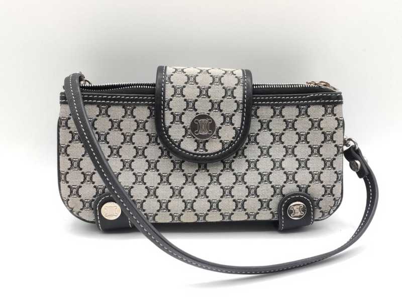 セリーヌ買取 ハンドポーチ マカダム柄